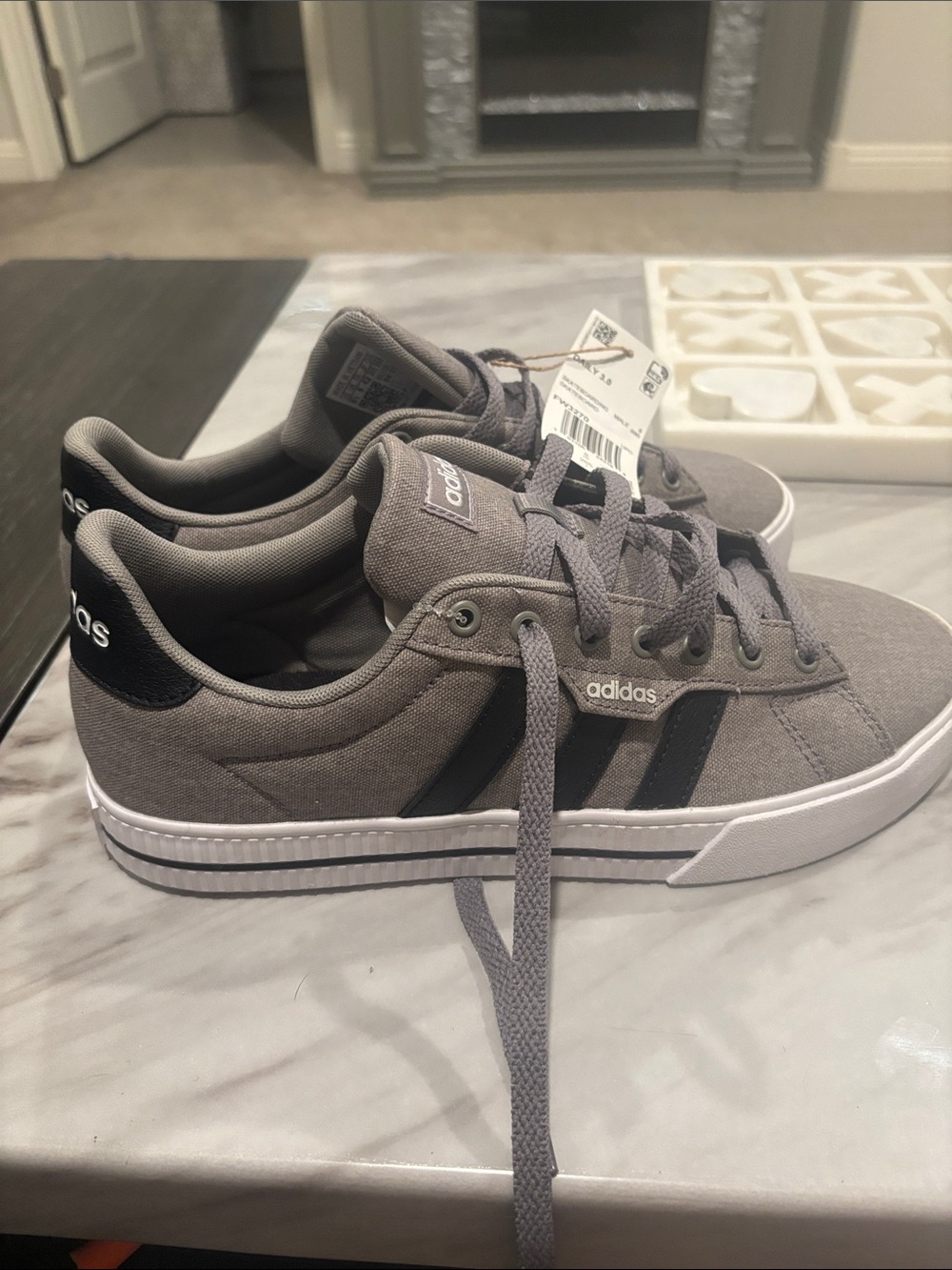Adidas Daily 3.0 Men’s 8.5 Gray Canvas Sneakers